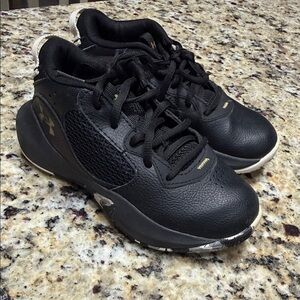 Under Armour Black and White Low-Top Athletic Shoes